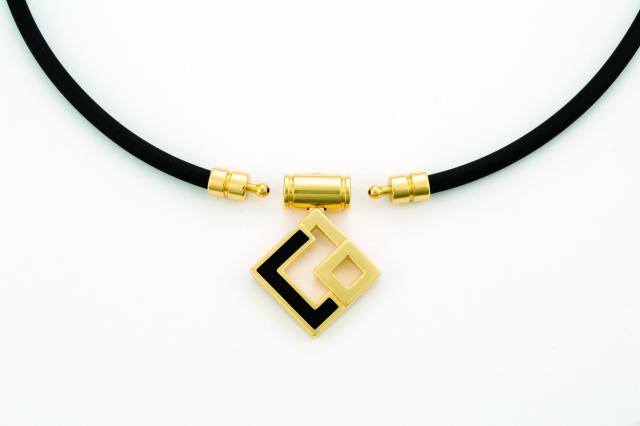 コラントッテ TAO ネックレス AURAプレミアムカラーのサイズ参考表