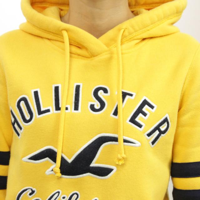hollister_ladies_2.jpg