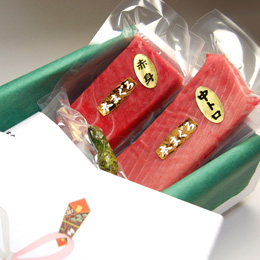 まぐろギフトのお届け姿