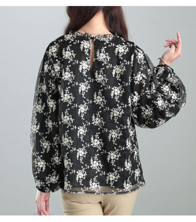 刺繍チュールボリューム袖ブラウス