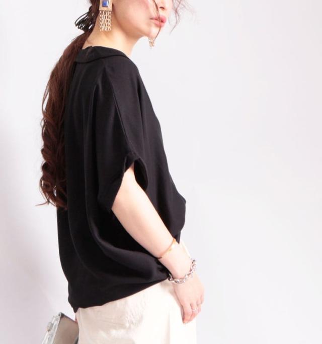 裾タック開襟ドルマンシャツ