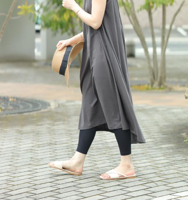 接触冷感レギンス