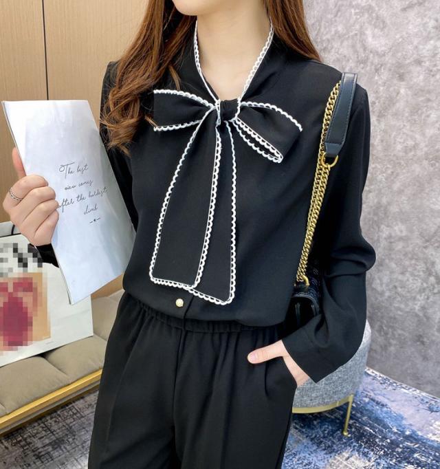 首元リボンフリルブラウス