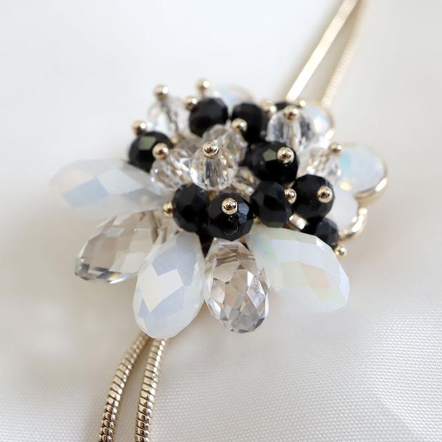 スライドチェーン花モチーフネックレス