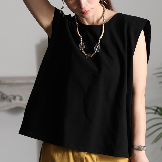 バックオープントップス