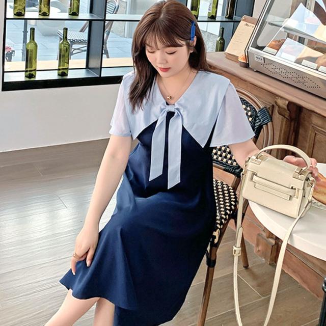 セーラーカラーワンピース