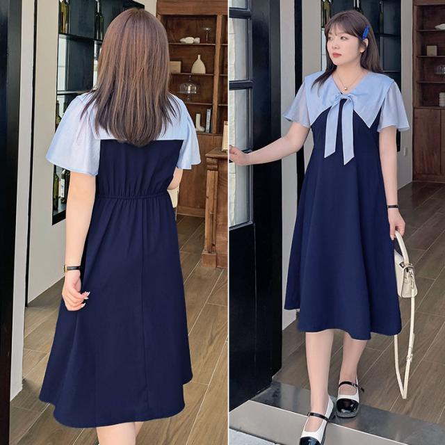 セーラーカラーワンピース