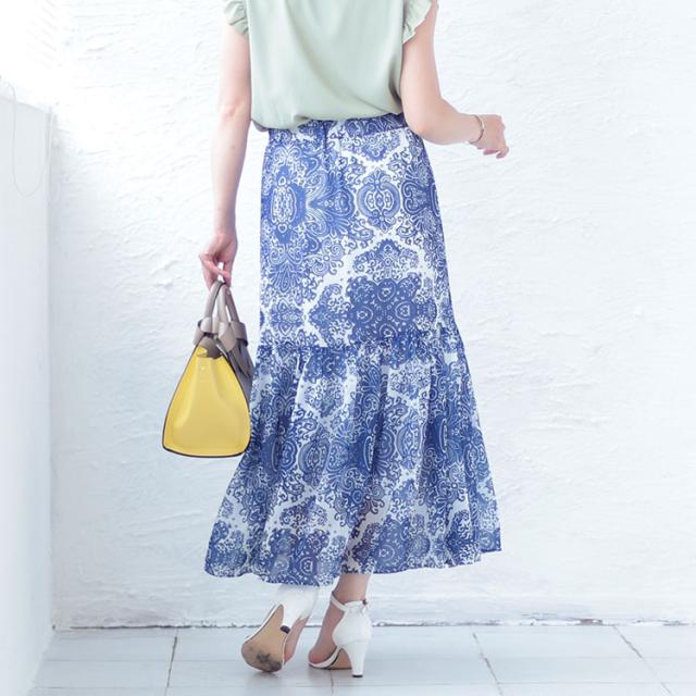 ダマスク柄ティアードロングスカート