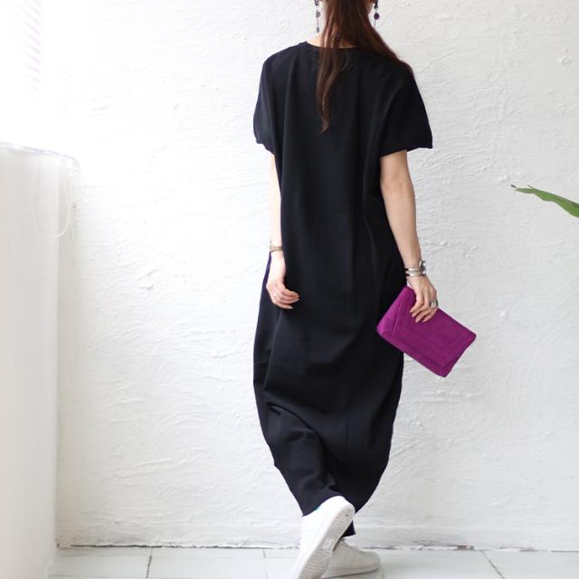 VネックIラインロングニットワンピース