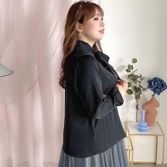 ボウタイブラウス