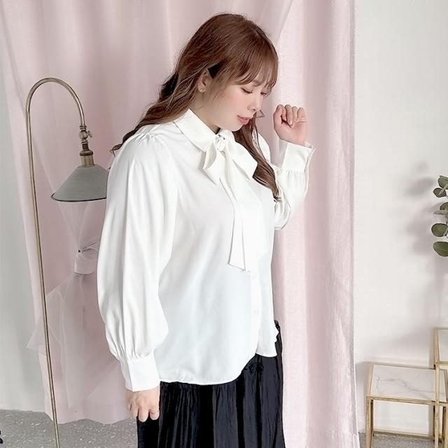 ボウタイ付きボリュームスリーブブラウス