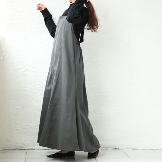 前剥ぎデザインセンターラインエプロンワンピース