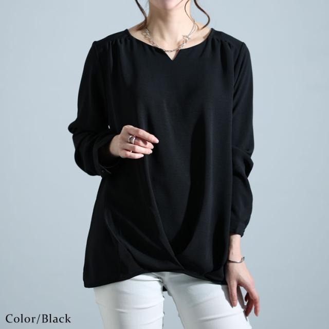 キーネックタケノコタックブラウス