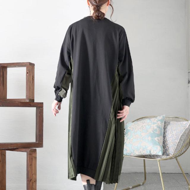 サイドプリーツロングワンピース