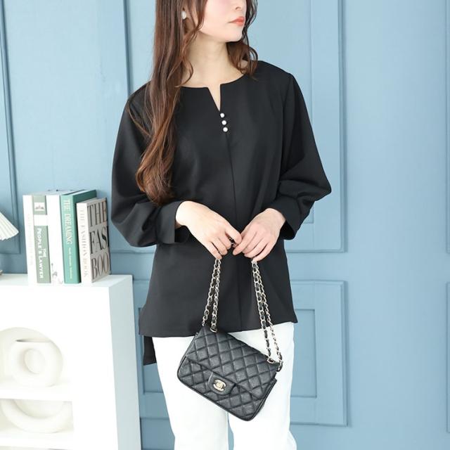 パールボタンキーネックプルオーバー