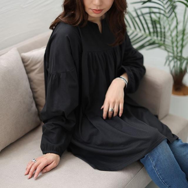 切替えギャザープルオーバー