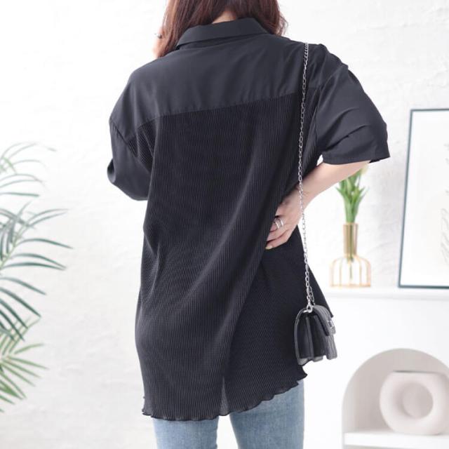 バックプリーツ切り替えシャツ