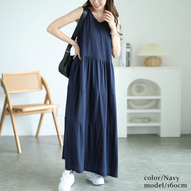 Vネックノースリーブティアードワンピース