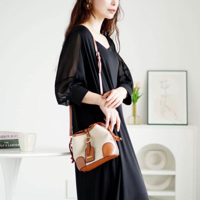 シアースリーブダイヤモンドネックワンピース