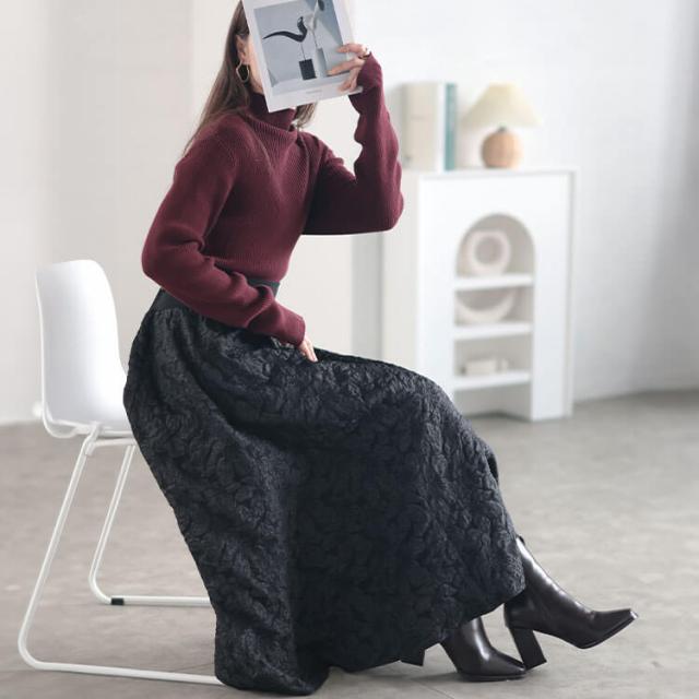 フラワージャガード太リブボリュームフレアスカート