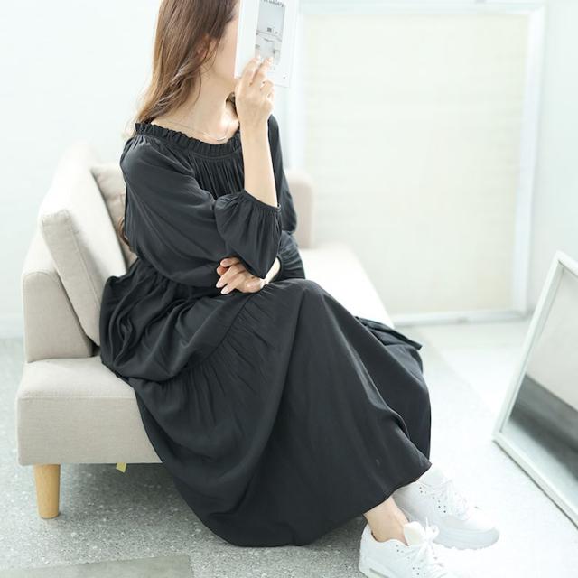 フリルネックティアードワンピース