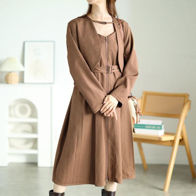 ノーカラーショート丈ジャケット&ベルト付きキャミワンピ