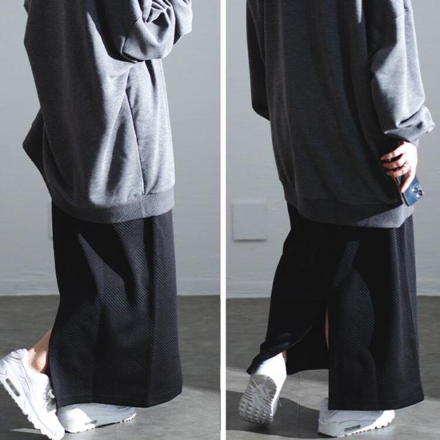 幾何学柄ナロースカート