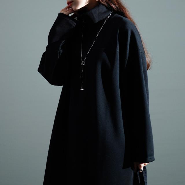 ハーフジップサイドスリットワンピース