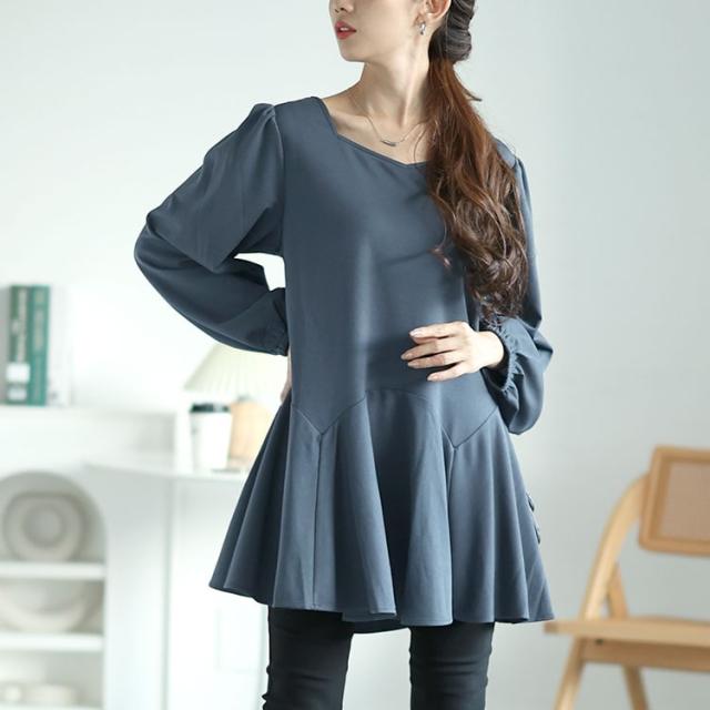 ダイヤモンドネックペプラムチュニック