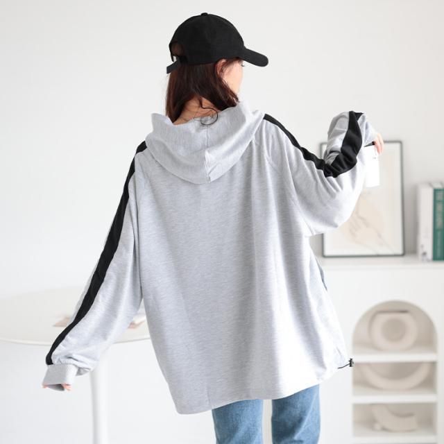袖ラインハーフジップパーカー