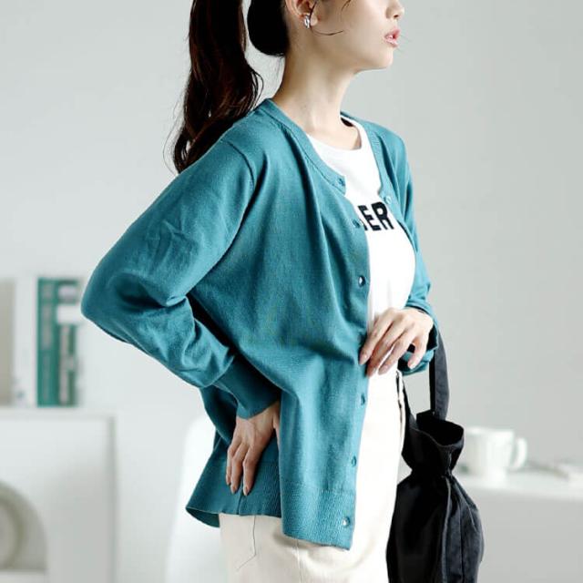 洗えるクルーネックカーディガン