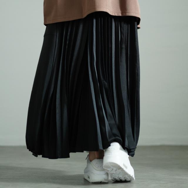 プリーツ切り替えバルーンスカート