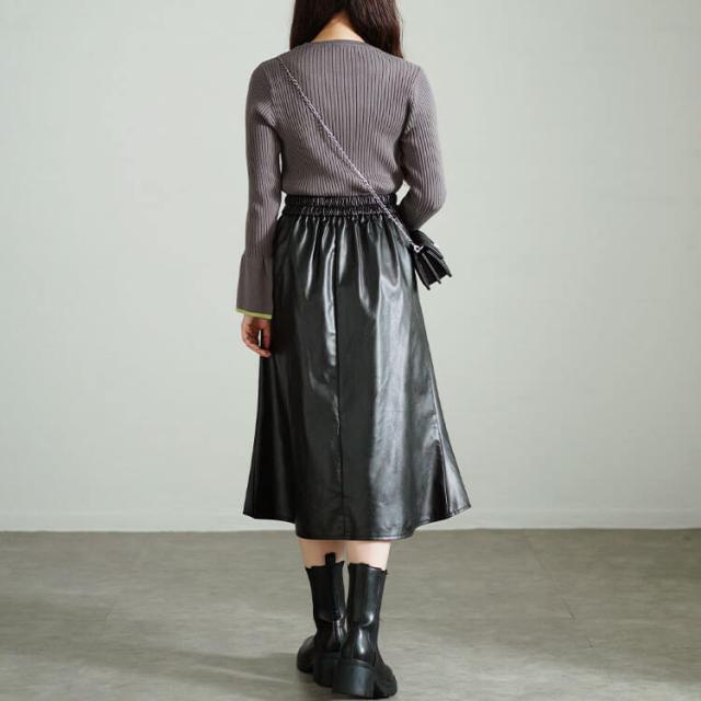 フェイクレザーミモレ丈マーメイドスカート