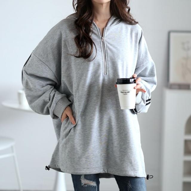 裾ドロストハーフジップラインパーカー