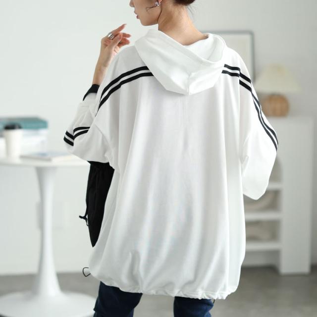 裾ドロストハーフジップラインパーカー