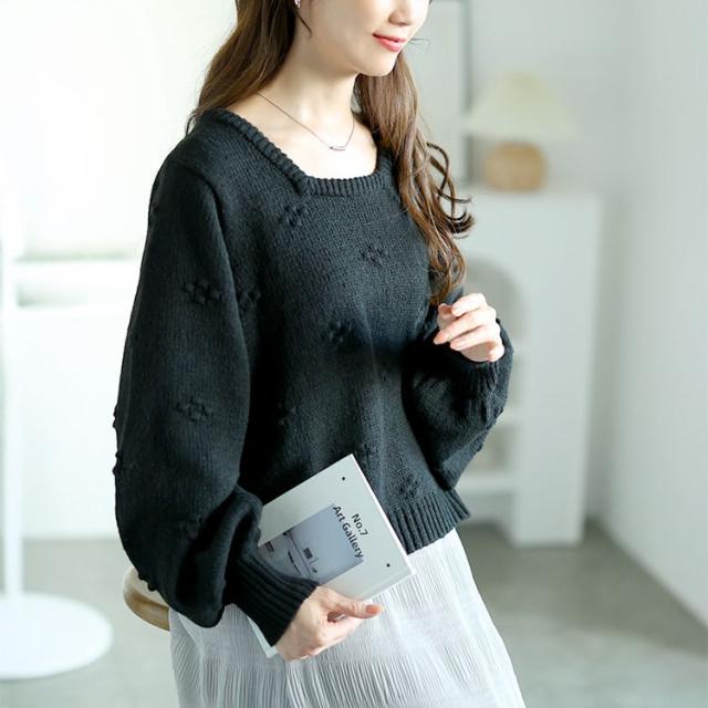 ボリューム袖スクエアネックニット