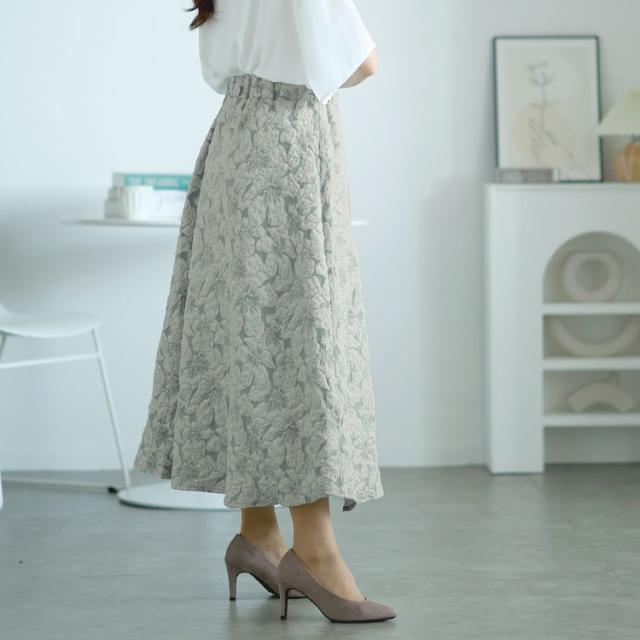 フロントジップふくれジャガードスカート