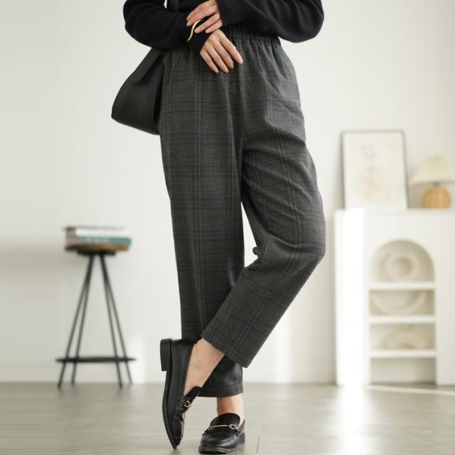 チェック柄メルティストレッチ微起毛テーパードパンツ