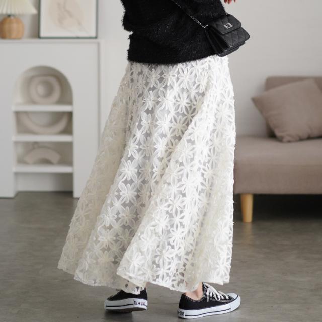 リボン刺繍チュールフレアスカート