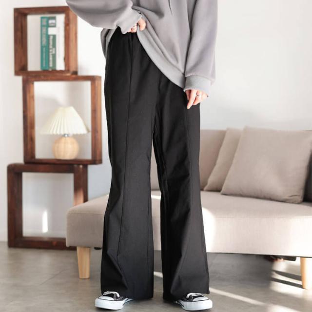 センターシームブーツカットパンツ