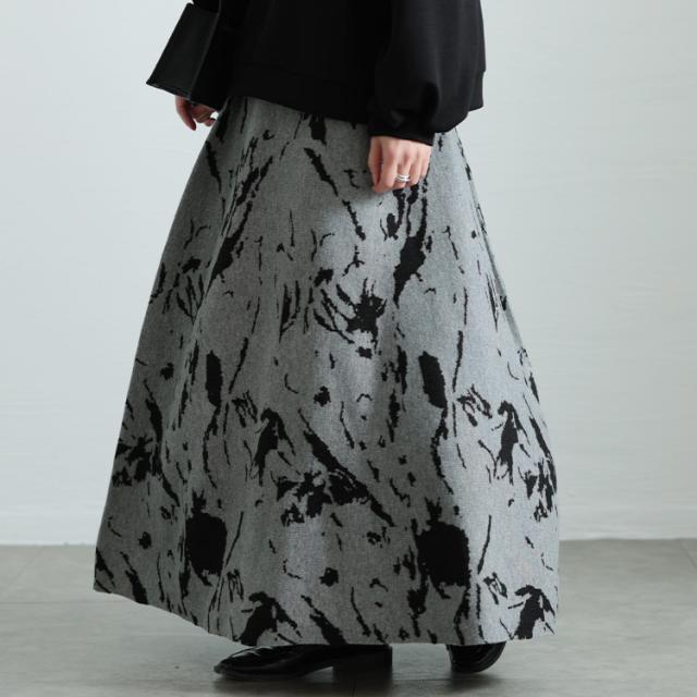マーブル柄ジャガードニットフレアスカート
