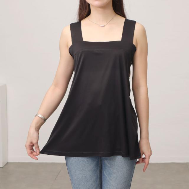 ブラ紐隠しタンクトップ