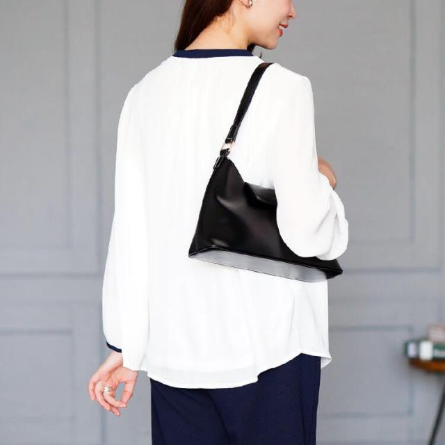 バイカラーボウタイブラウス