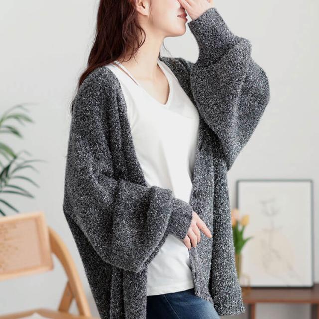 ホルターネックカップ付きタンクトップ