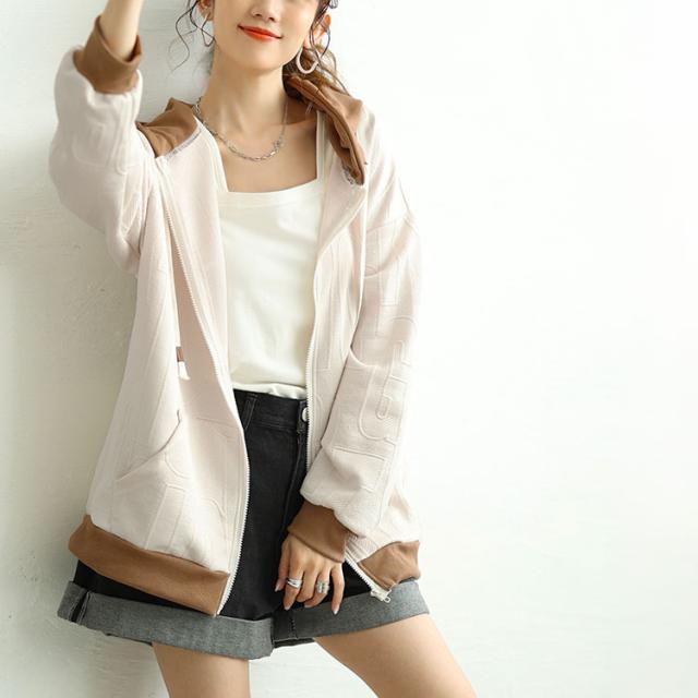 バックロゴジップアップパーカー