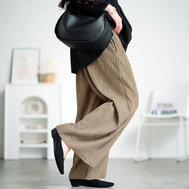 ウェーブプリーツワイドパンツ