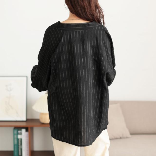 ピンストライプバルーンスリーブブラウス