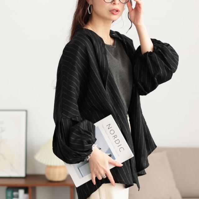 ピンストライプバルーンスリーブブラウス