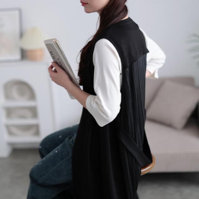 バックプリーツロングジレ