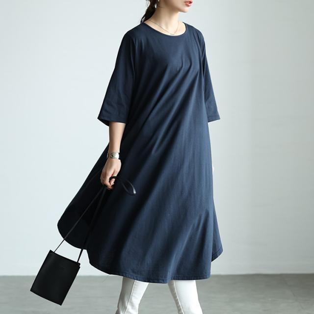 ラウンド裾フレアワンピース